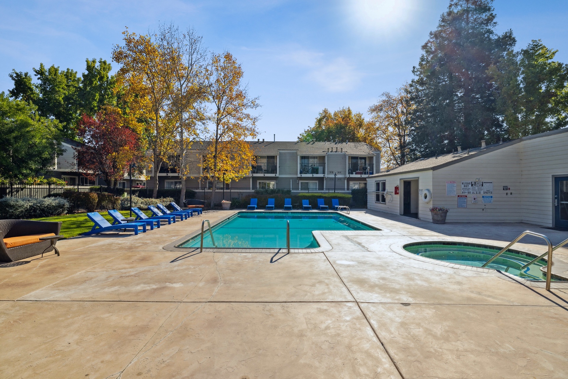 Vineyard Gardens Apartments photo 2